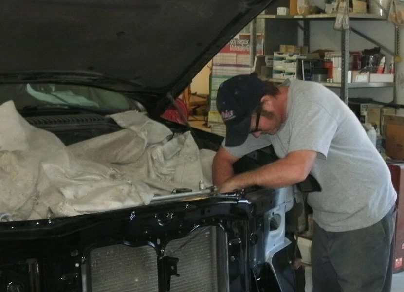 Don's Body Shop - Auto Body & Paint Repair, Hail Damage Repair in Overland, MO
